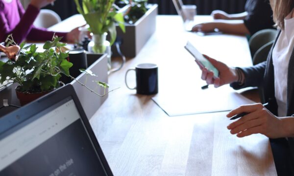 businees people working at desk